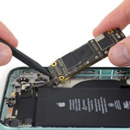 Apple iPhone Quebrado Retirada Peças